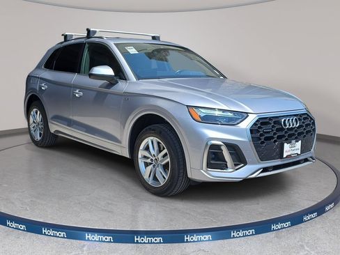 Used 2023 Audi Q5 2.0T Premium w/ Convenience Package AWD/4WD image 4
