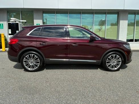 Used 2017 Lincoln MKX Reserve AWD/4WD image 7