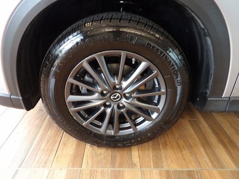 Used 2020 MAZDA CX-5 Touring AWD/4WD image 10