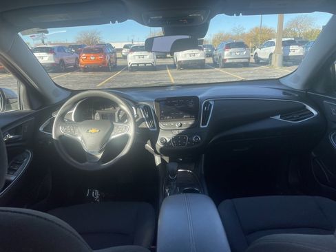 Used 2024 Chevrolet Malibu LT image 20