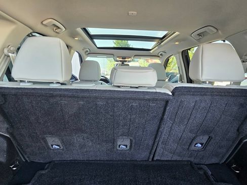 Certified 2024 Nissan Rogue SL w/ SL Premium Package FWD image 12