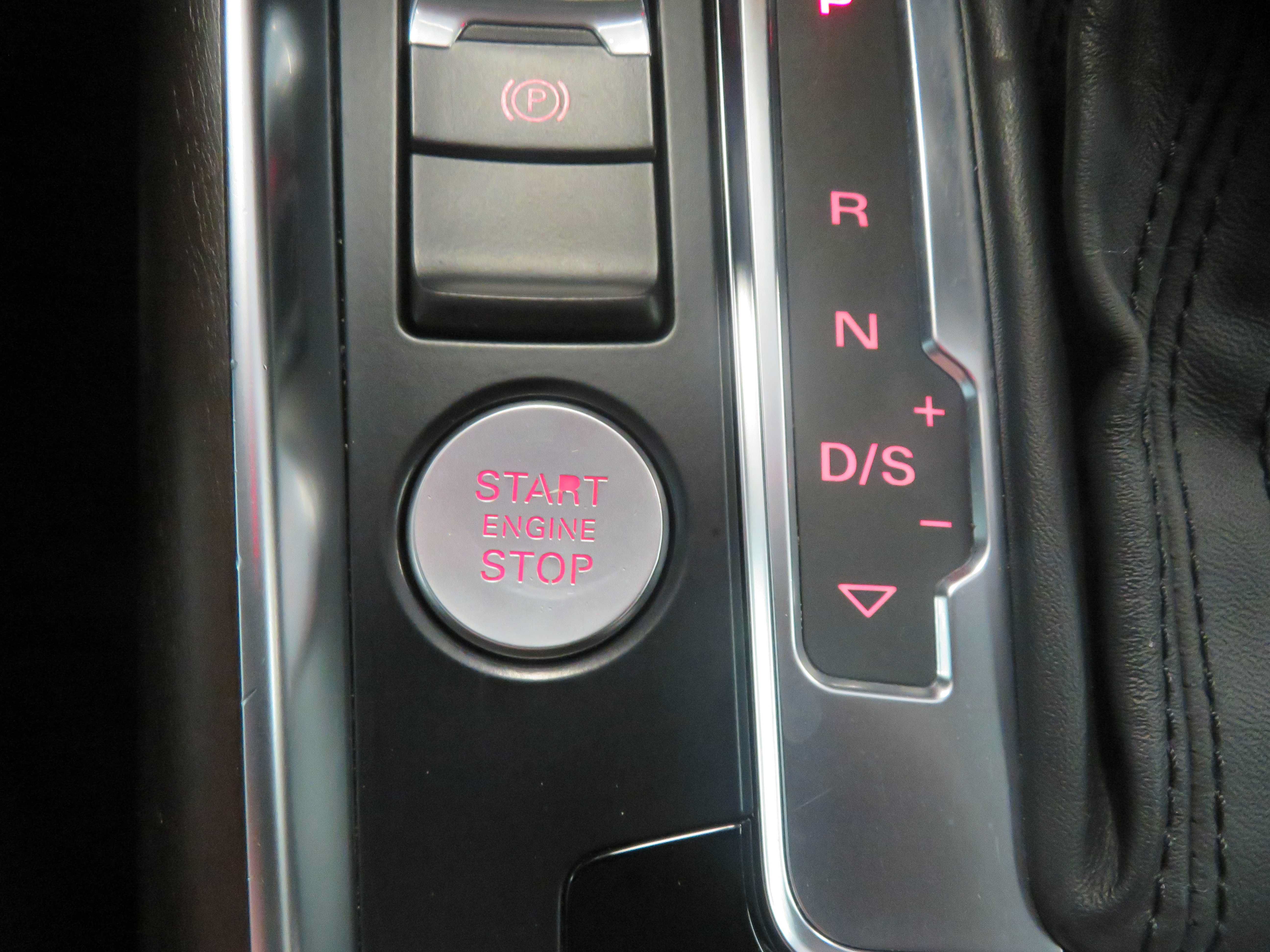 Used 2015 Audi Q5 2.0T Premium Plus w/ Technology Package AWD/4WD image 41