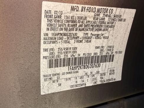 Used 2013 Ford Taurus SHO image 27