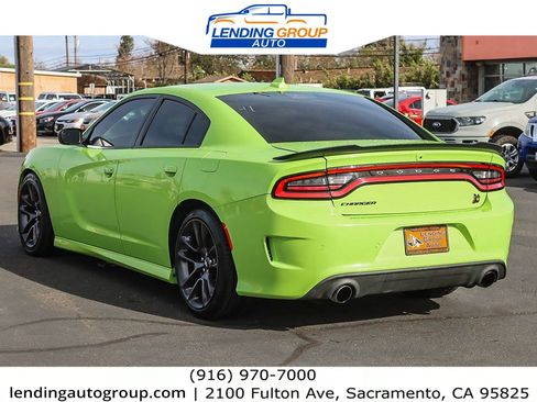Used 2023 Dodge Charger Scat Pack w/ Plus Group image 2