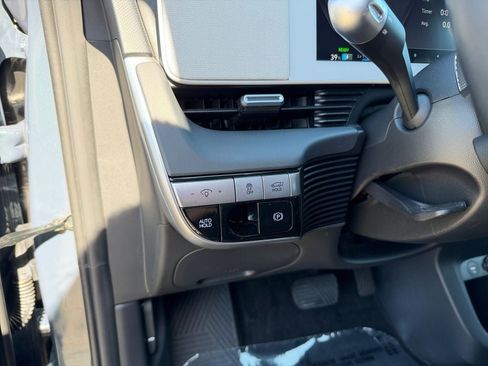 Used 2024 Hyundai Ioniq 5 SEL AWD/4WD image 20