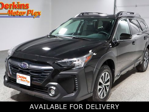 Used 2024 Subaru Outback Premium image 1