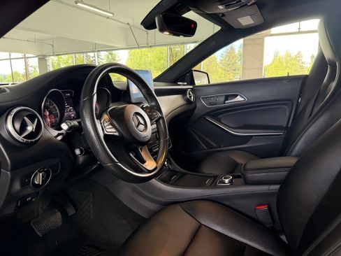Used 2015 Mercedes-Benz CLA 250 image 13