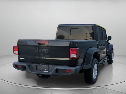 Used 2023 Jeep Gladiator Sport AWD/4WD image 26