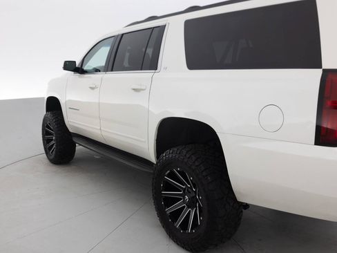 Used 2015 Chevrolet Suburban LT AWD/4WD image 13