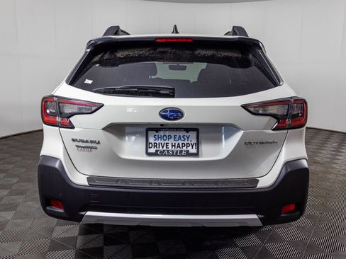 Used 2025 Subaru Outback Limited AWD/4WD image 20