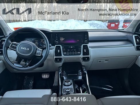 Used 2023 Kia Sorento SX Prestige image 14