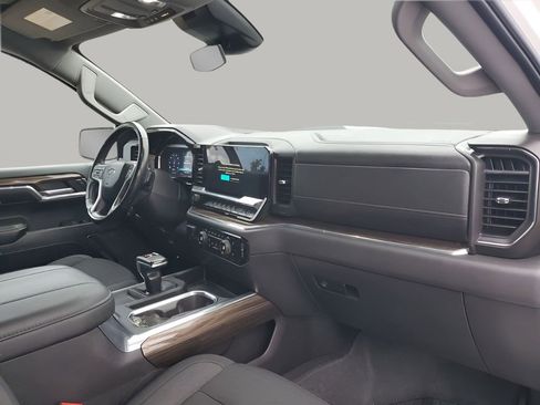 Used 2024 Chevrolet Silverado 1500 LT Trail Boss w/ Protection Package image 14