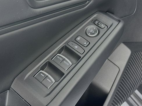 Certified 2023 Honda Accord EX image 17