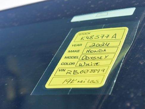 Used 2024 Honda Odyssey EX-L image 13