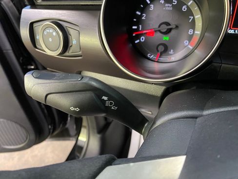 Used 2018 Ford Mustang Shelby GT350 w/ Convenience Package image 23