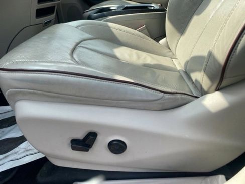 Used 2020 Chrysler Pacifica Limited image 12