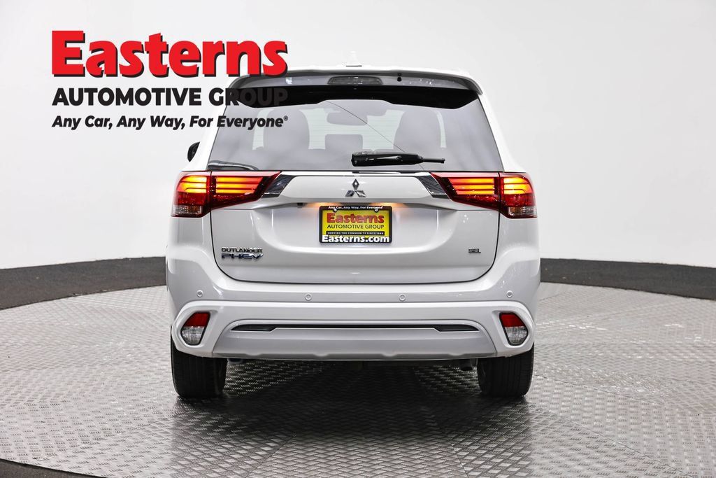 Used 2020 Mitsubishi Outlander SEL AWD/4WD image 8
