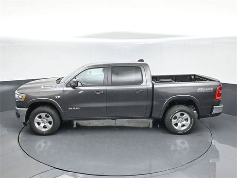New 2026 RAM 1500 4x4 Crew Cab image 34