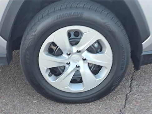 Used 2022 Toyota RAV4 LE image 29