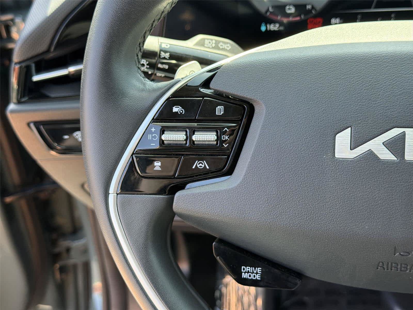 Used 2023 Kia Niro Wind FWD image 34