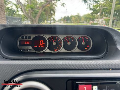Used 2009 Scion xB FWD image 17