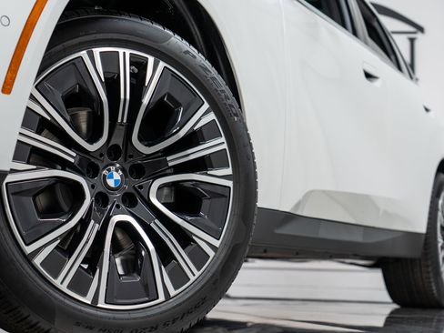 Used 2025 BMW X3 xDrive30i w/ Convenience Package image 27