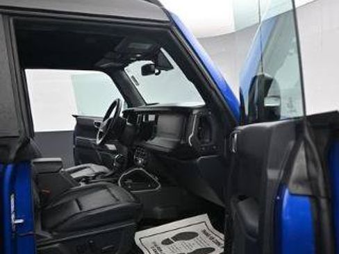 Certified 2021 Ford Bronco First Edition AWD/4WD image 15