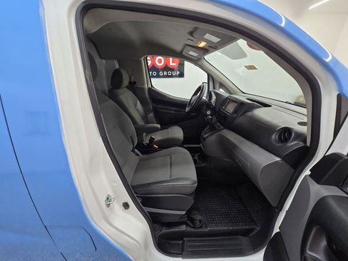 Used 2021 Nissan NV200 SV image 18