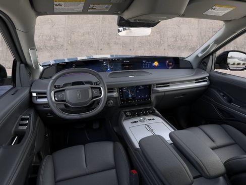 New 2026 Lincoln Navigator Premiere AWD/4WD image 9