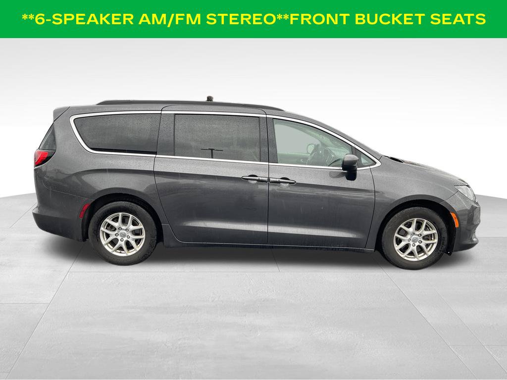 Used 2021 Chrysler Voyager Lxi FWD image 6