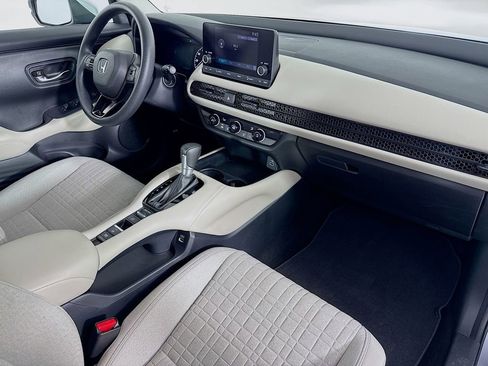 Used 2023 Honda HR-V LX image 32