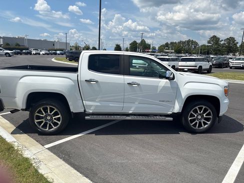 Used 2019 GMC Canyon Denali RWD image 50