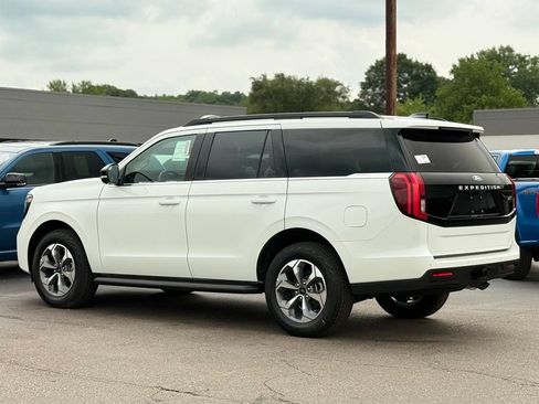 New 2027 Ford Expedition Active AWD/4WD image 44