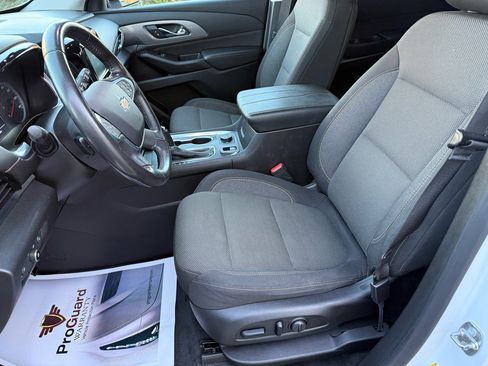 Used 2019 Chevrolet Traverse LT image 23