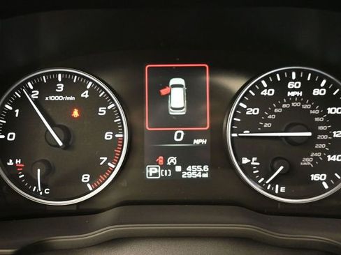 Used 2025 Subaru Forester Premium image 9