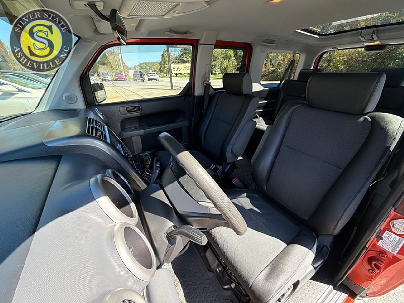 Used 2004 Honda Element EX image 12