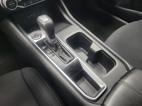 Used 2021 Nissan Sentra SV FWD image 26