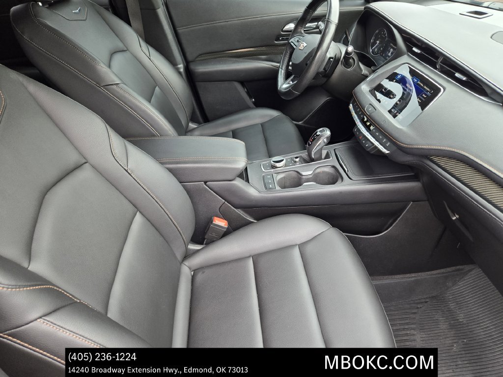 Used 2019 Cadillac XT4 Sport w/ Cold Weather Package FWD image 12