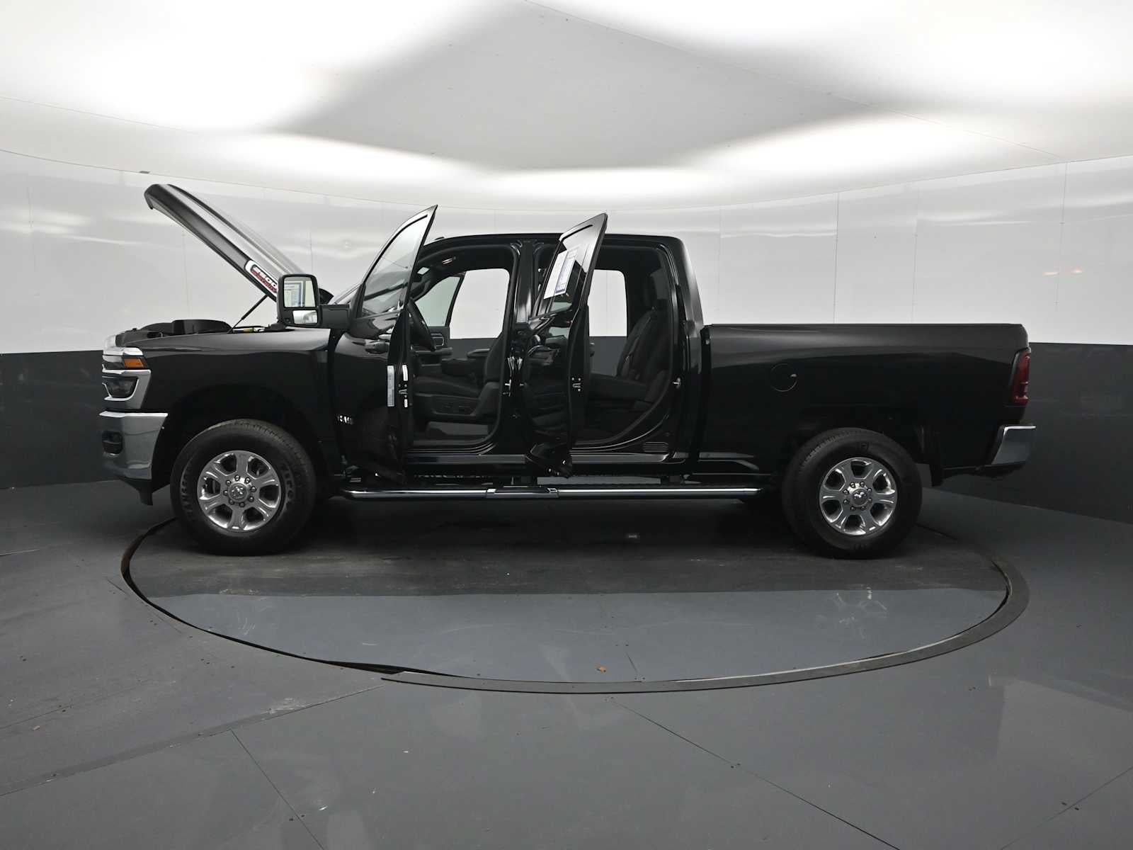 Used 2026 RAM 2500 Big Horn AWD/4WD image 29