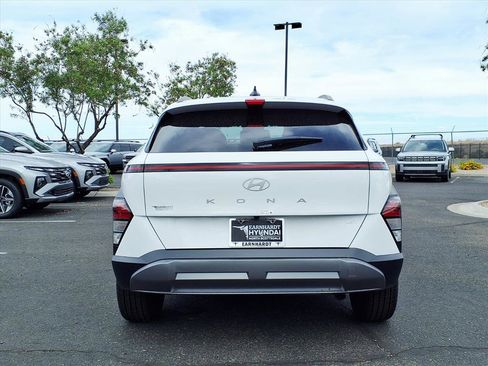 New 2026 Hyundai Kona SEL Premium image 5