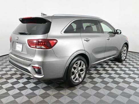 Used 2019 Kia Sorento SX image 9