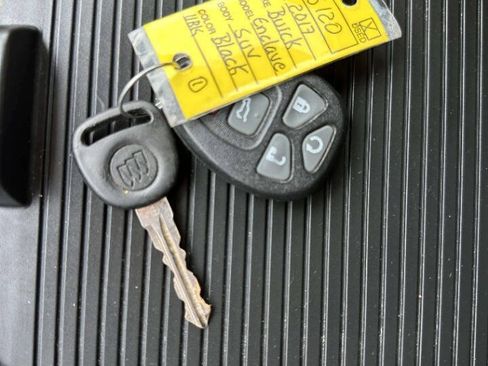 Used 2017 Buick Enclave Convenience FWD image 37