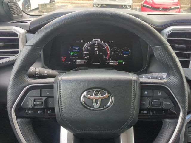 Used 2024 Toyota Sequoia Platinum AWD/4WD image 34