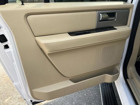 Used 2017 Ford Expedition EL Limited w/ Equipment Group 301A image 22