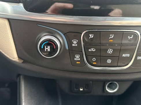 Used 2023 Chevrolet Traverse LS w/ Safety Package image 30