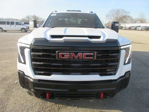 New 2026 GMC Sierra 2500 AT4X image 11