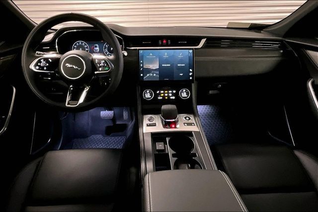 New 2026 Jaguar F-PACE R-Dynamic S AWD/4WD image 6