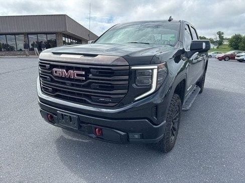 Used 2022 GMC Sierra 1500 AT4X image 1