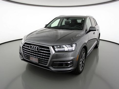 Used 2017 Audi Q7 3.0T Prestige w/ Prestige Package image 1