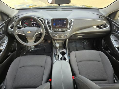 Used 2023 Chevrolet Malibu LT image 19